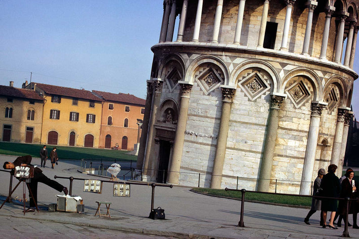 Workers No 23 Pisa, Italy