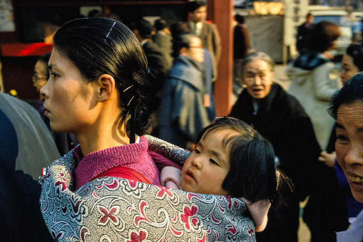 Mom and Child in Crowd, Tokyo