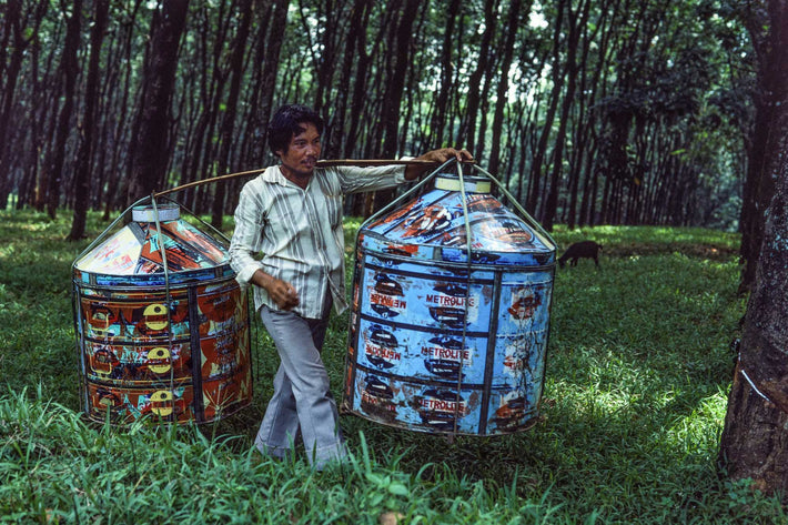 Man with Two Giant Containers, Jakarta