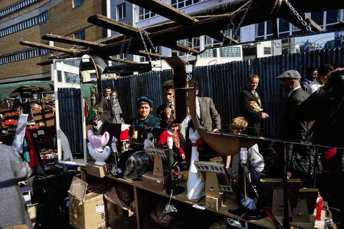 Market with Mirrors, London